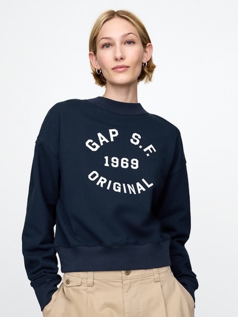 GAP Navy Mockneck Sweatshirt with White 'Original 1969' Graphic